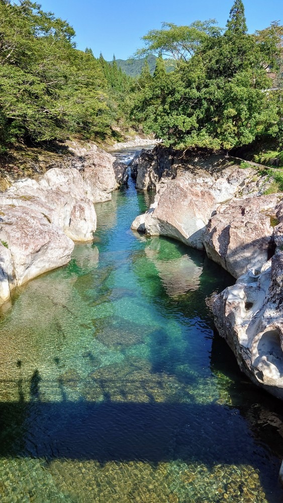 大分県中津市山国町　猿飛千壺峡🏞️