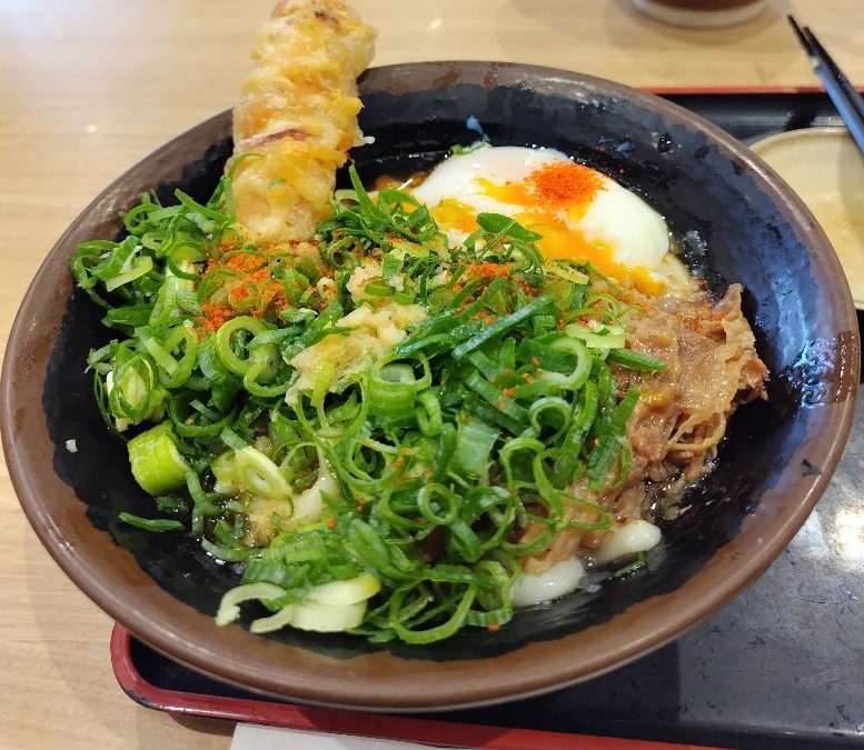 ちくわ天温玉肉ぶっかけ冷たいの(^ω^)✨