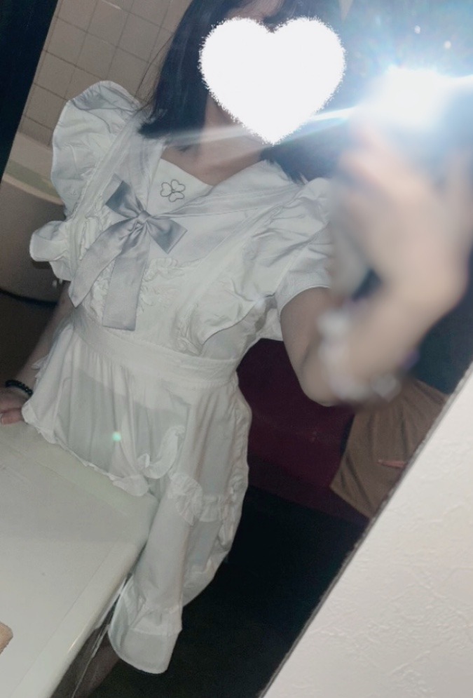 エモ2(ツー)՞⸝⸝ᵒ̴̶̷ 𓈞 ᵒ̴̶̷⸝⸝՞