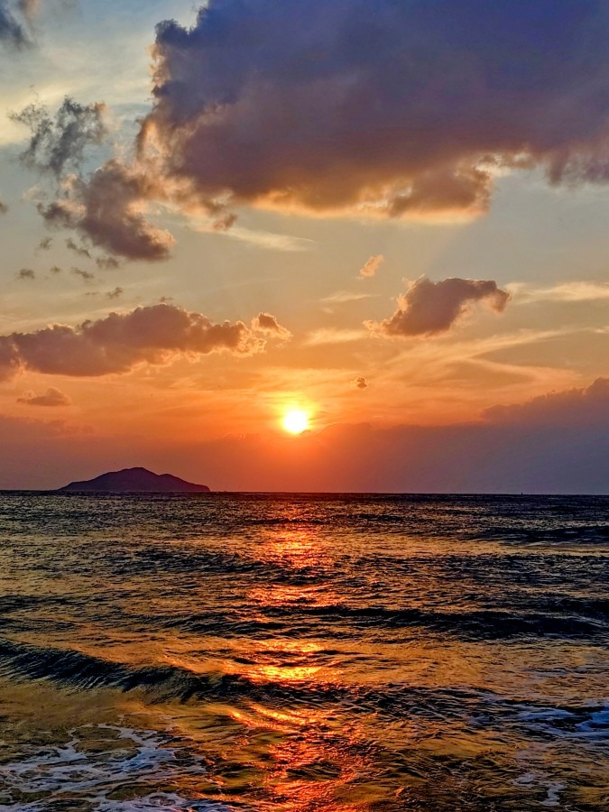 鐘崎漁港からの夕日🌇