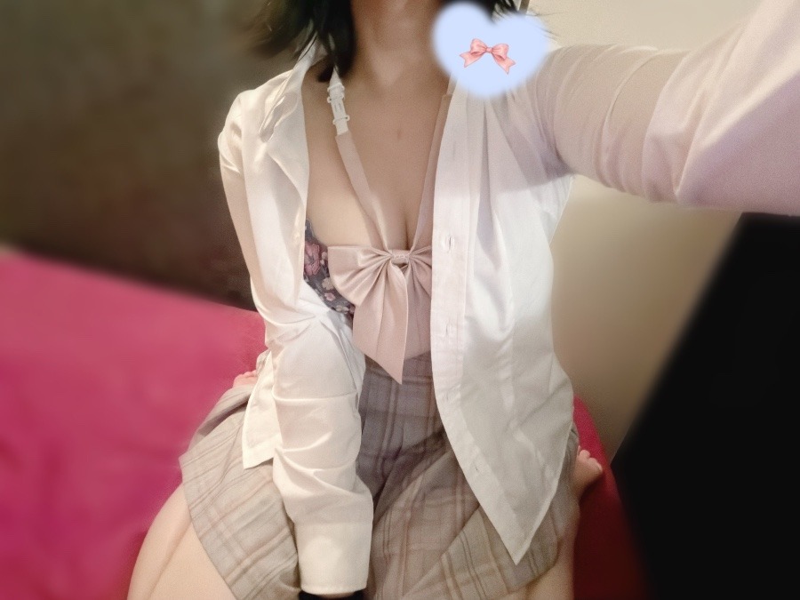 ピンクブレザー